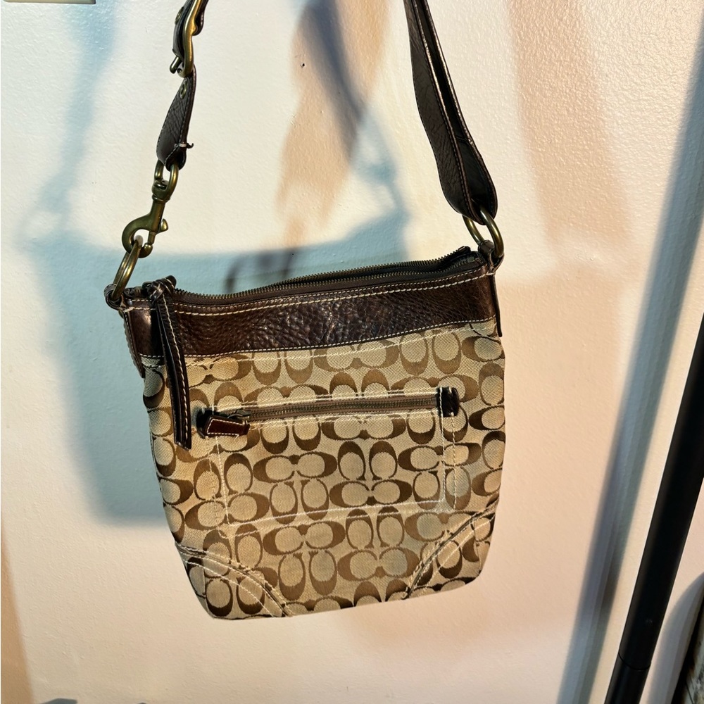 Coach‎ shoulder bag